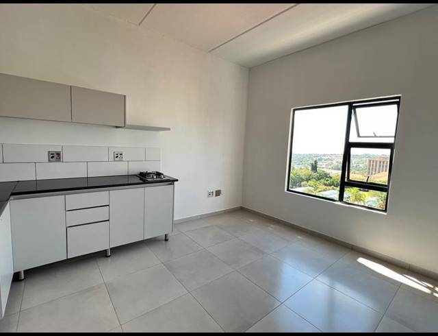 1 BEDROOM APARTMENT FOR SALE IN FERNDALE